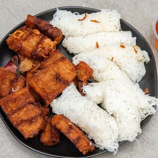 A16. Vietnamese Fine Vermicelli & Roasted Pork