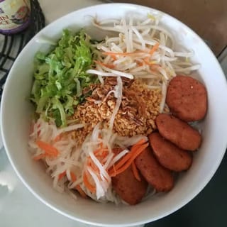 R12. BBQ Sausage Vermicelli